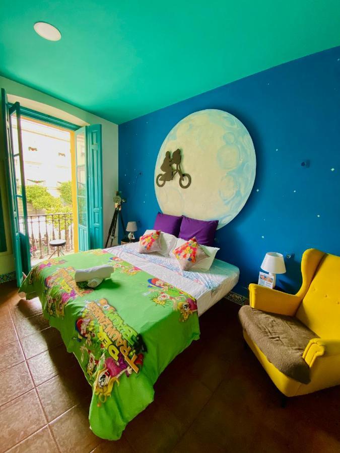 Sevilla Kitsch Hostel Art Экстерьер фото